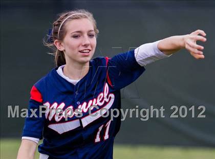 Thumbnail 2 in Clear Falls vs Manvel (UIL 4A Region 3 Quarterfinal Playoff) photogallery.
