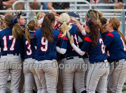Thumbnail 3 in Clear Falls vs Manvel (UIL 4A Region 3 Quarterfinal Playoff) photogallery.