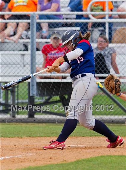 Thumbnail 1 in Clear Falls vs Manvel (UIL 4A Region 3 Quarterfinal Playoff) photogallery.