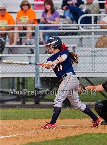 Thumbnail 2 in Clear Falls vs Manvel (UIL 4A Region 3 Quarterfinal Playoff) photogallery.