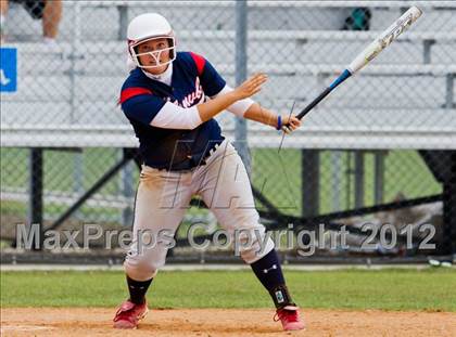 Thumbnail 2 in Clear Falls vs Manvel (UIL 4A Region 3 Quarterfinal Playoff) photogallery.