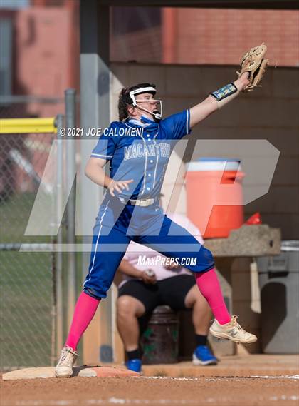 Thumbnail 3 in MacArthur [Douglas] vs Johnson photogallery.
