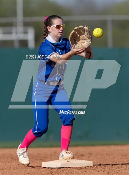 Thumbnail 1 in MacArthur [Douglas] vs Johnson photogallery.