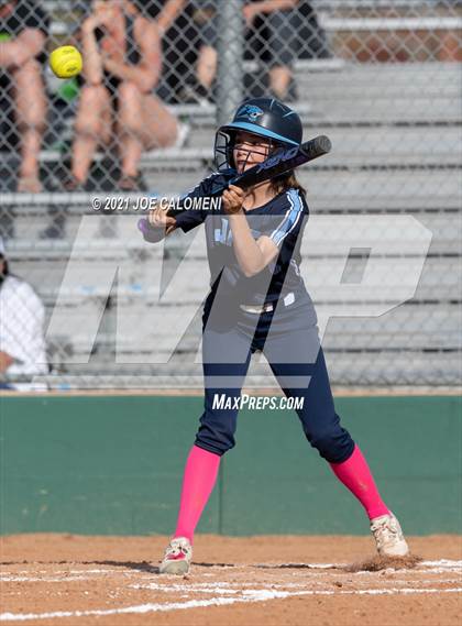 Thumbnail 1 in MacArthur [Douglas] vs Johnson photogallery.