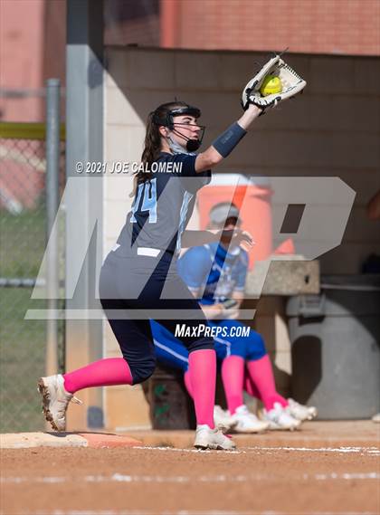 Thumbnail 1 in MacArthur [Douglas] vs Johnson photogallery.