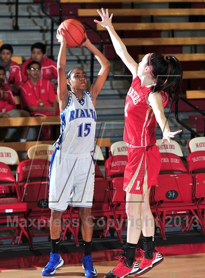 Thumbnail 2 in Orange Lutheran vs. Rialto (Nike Extravaganza) photogallery.