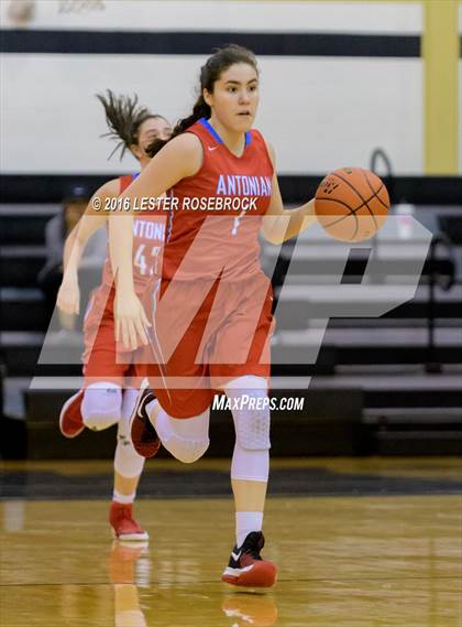 Thumbnail 3 in Antonian Prep @ Seguin photogallery.