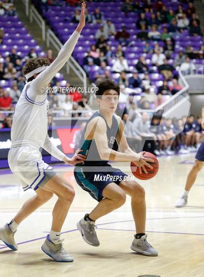 Thumbnail 2 in Juan Diego Catholic vs. Dixie (UHSAA 4A Semifinal) photogallery.