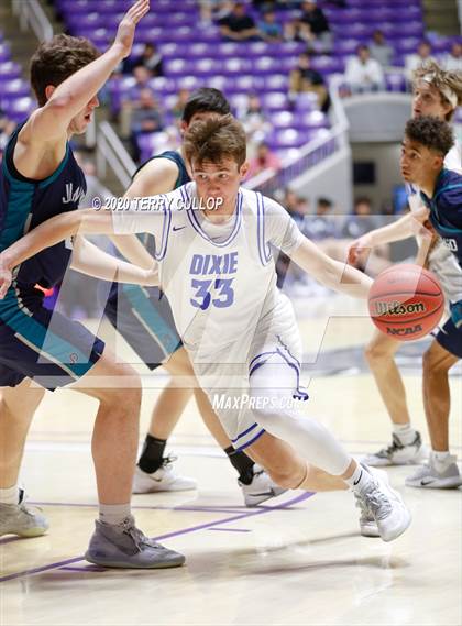 Thumbnail 2 in Juan Diego Catholic vs. Dixie (UHSAA 4A Semifinal) photogallery.