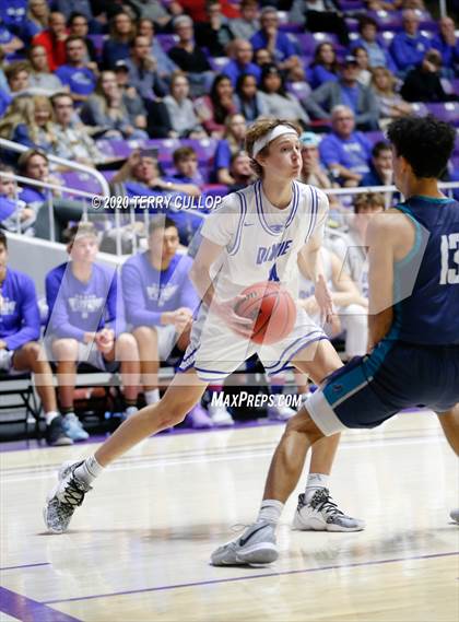 Thumbnail 2 in Juan Diego Catholic vs. Dixie (UHSAA 4A Semifinal) photogallery.