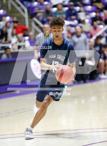Thumbnail 1 in Juan Diego Catholic vs. Dixie (UHSAA 4A Semifinal) photogallery.