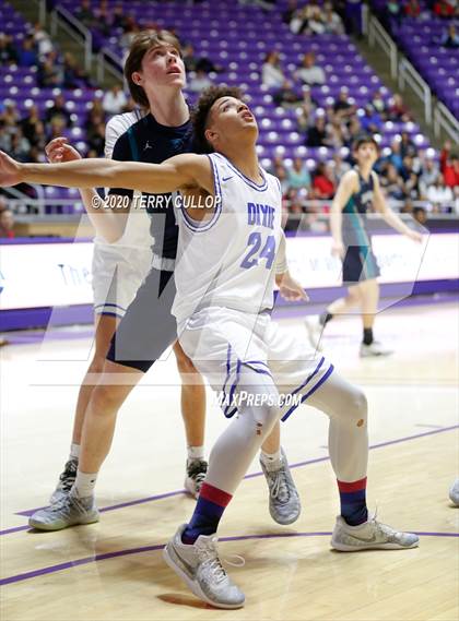 Thumbnail 1 in Juan Diego Catholic vs. Dixie (UHSAA 4A Semifinal) photogallery.