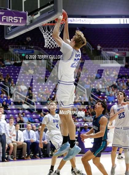 Thumbnail 2 in Juan Diego Catholic vs. Dixie (UHSAA 4A Semifinal) photogallery.