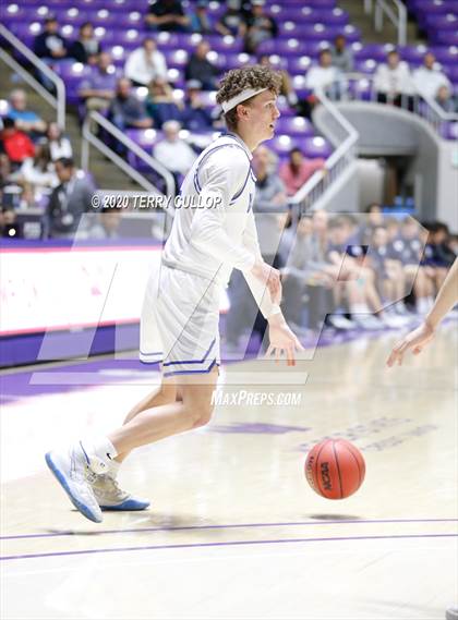 Thumbnail 2 in Juan Diego Catholic vs. Dixie (UHSAA 4A Semifinal) photogallery.