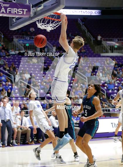 Thumbnail 1 in Juan Diego Catholic vs. Dixie (UHSAA 4A Semifinal) photogallery.