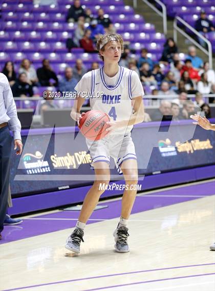 Thumbnail 3 in Juan Diego Catholic vs. Dixie (UHSAA 4A Semifinal) photogallery.