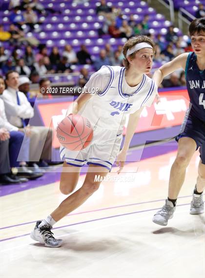 Thumbnail 1 in Juan Diego Catholic vs. Dixie (UHSAA 4A Semifinal) photogallery.
