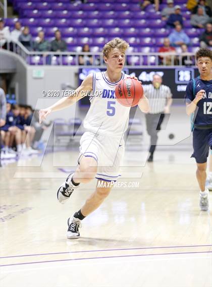 Thumbnail 1 in Juan Diego Catholic vs. Dixie (UHSAA 4A Semifinal) photogallery.
