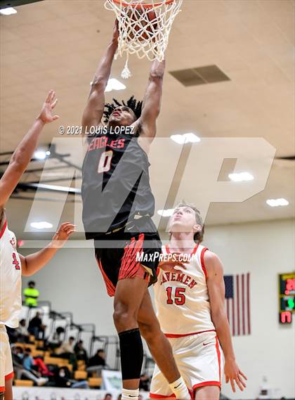 Thumbnail 1 in Etiwanda vs. American Fork (The Classic at Damien) Tournament photogallery.