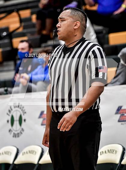 Thumbnail 2 in Etiwanda vs. American Fork (The Classic at Damien) Tournament photogallery.
