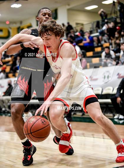 Thumbnail 2 in Etiwanda vs. American Fork (The Classic at Damien) Tournament photogallery.