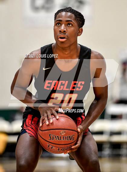 Thumbnail 2 in Etiwanda vs. American Fork (The Classic at Damien) Tournament photogallery.