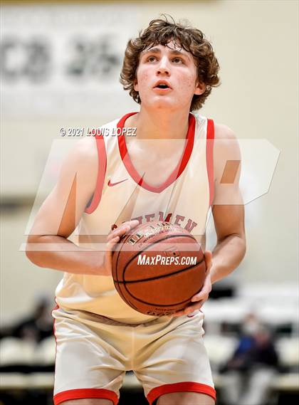 Thumbnail 2 in Etiwanda vs. American Fork (The Classic at Damien) Tournament photogallery.