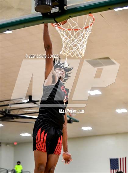 Thumbnail 3 in Etiwanda vs. American Fork (The Classic at Damien) Tournament photogallery.