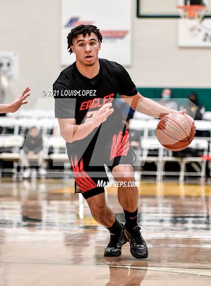 Thumbnail 2 in Etiwanda vs. American Fork (The Classic at Damien) Tournament photogallery.
