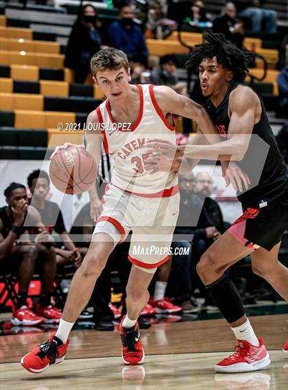 Thumbnail 2 in Etiwanda vs. American Fork (The Classic at Damien) Tournament photogallery.