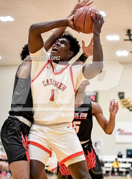 Thumbnail 2 in Etiwanda vs. American Fork (The Classic at Damien) Tournament photogallery.