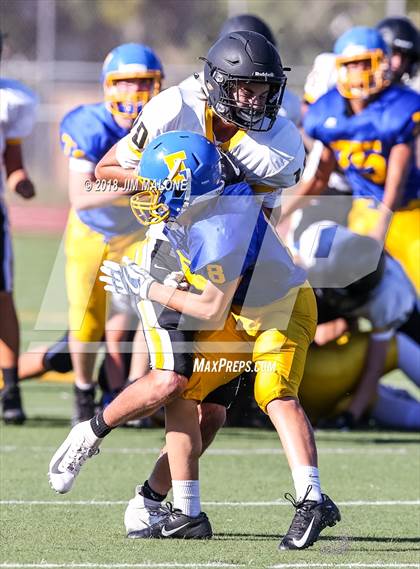 Thumbnail 3 in Granada @ Foothill photogallery.