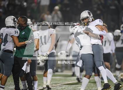 Thumbnail 3 in Mission Hills vs. Helix (CIF SDS Open Division Final) photogallery.