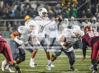Thumbnail 3 in Mission Hills vs. Helix (CIF SDS Open Division Final) photogallery.