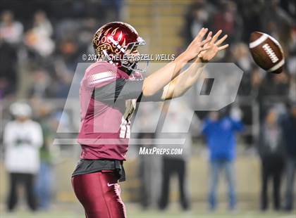 Thumbnail 3 in Mission Hills vs. Helix (CIF SDS Open Division Final) photogallery.