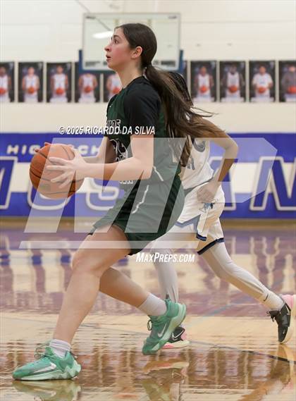 Thumbnail 2 in Katy Taylor vs Mayde Creek photogallery.