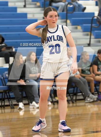 Thumbnail 3 in Katy Taylor vs Mayde Creek photogallery.