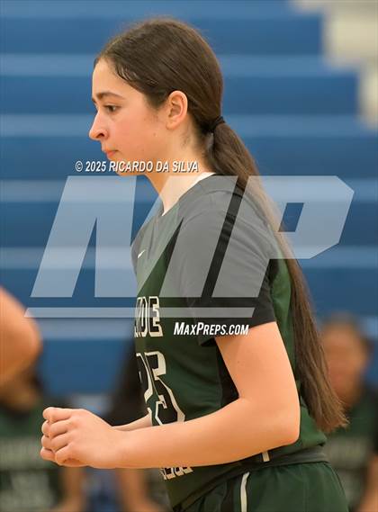 Thumbnail 1 in Katy Taylor vs Mayde Creek photogallery.
