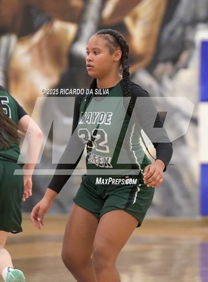 Thumbnail 1 in Katy Taylor vs Mayde Creek photogallery.
