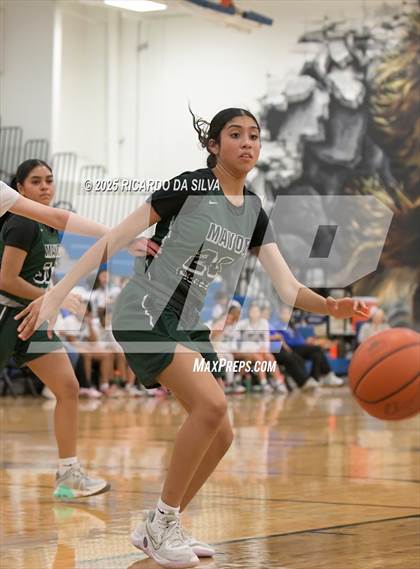 Thumbnail 1 in Katy Taylor vs Mayde Creek photogallery.
