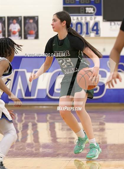 Thumbnail 3 in Katy Taylor vs Mayde Creek photogallery.