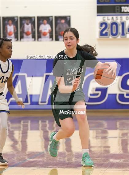 Thumbnail 3 in Katy Taylor vs Mayde Creek photogallery.