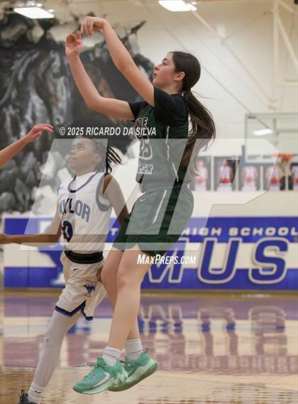 Thumbnail 1 in Katy Taylor vs Mayde Creek photogallery.