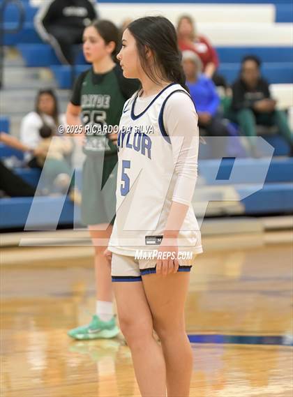 Thumbnail 1 in Katy Taylor vs Mayde Creek photogallery.