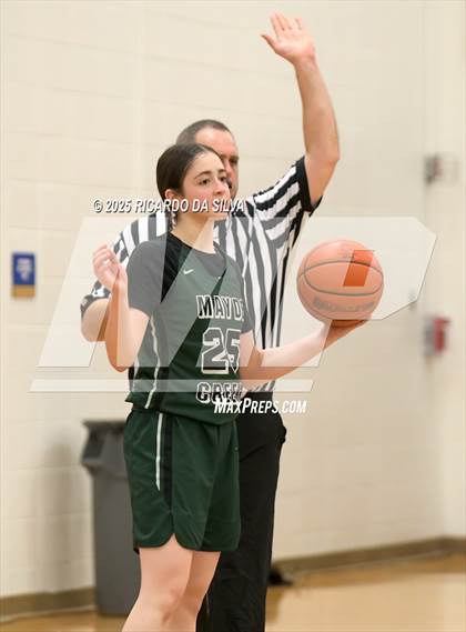 Thumbnail 3 in Katy Taylor vs Mayde Creek photogallery.