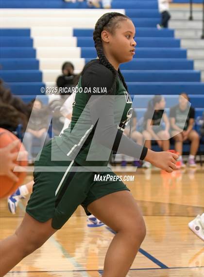 Thumbnail 3 in Katy Taylor vs Mayde Creek photogallery.