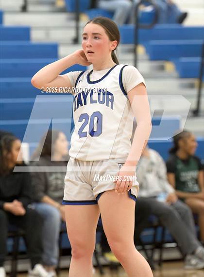 Thumbnail 2 in Katy Taylor vs Mayde Creek photogallery.