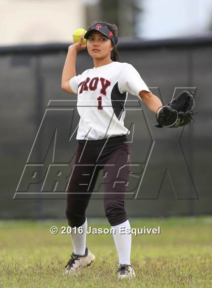 Thumbnail 3 in Troy vs Sonora  photogallery.
