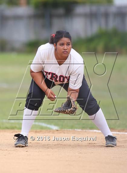 Thumbnail 3 in Troy vs Sonora  photogallery.