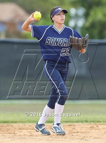 Thumbnail 3 in Troy vs Sonora  photogallery.